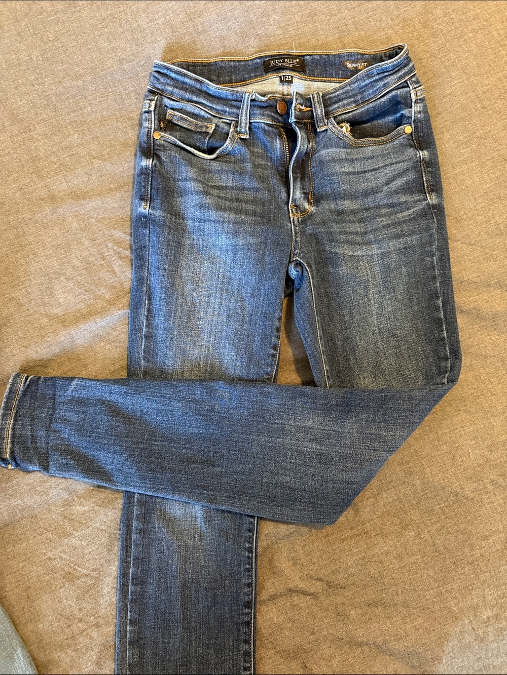 Judy Blue Dark Medium Wash Skinny Jeans